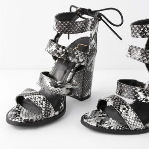 New Lulu’s Sydney Black and White Snake High Heel Sandals